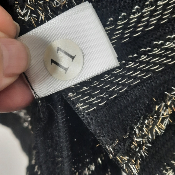 ST JOHN Metallic Knit Jacket Satin Lapels Black Gold Silver 4 S - Picture 10 of 14